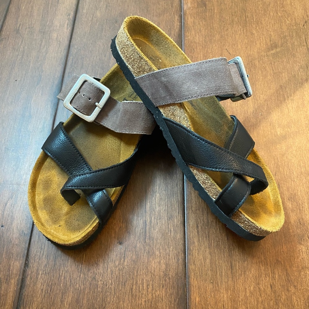 NAOT black and grey sandal Size:37